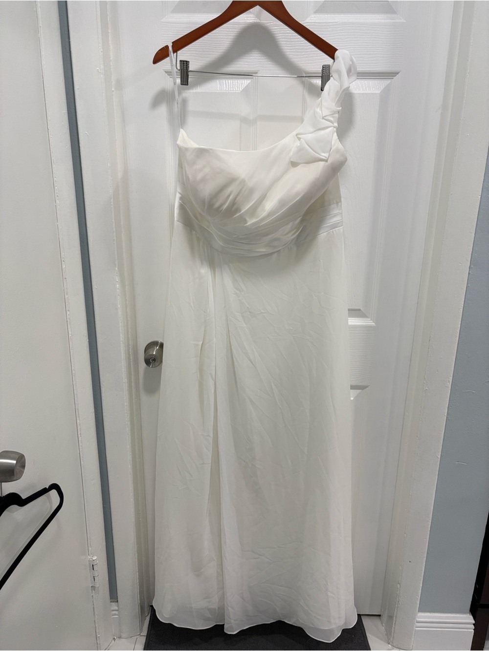 Christina Wu Ivory White One-Shoulder Chiffon Formal Gown